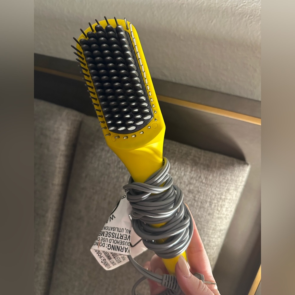 DryBar Brush Crush Heated Straightening Brush